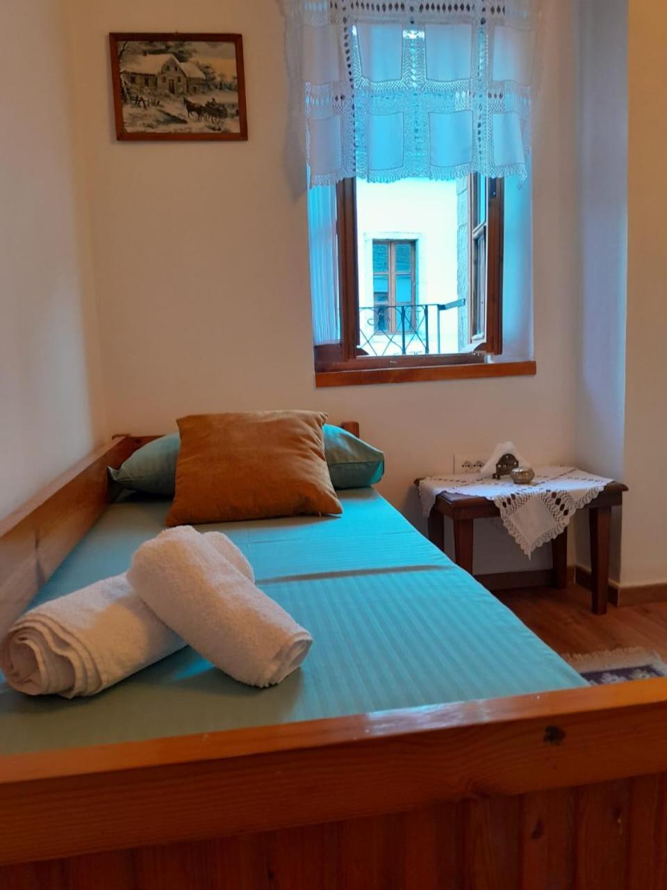 Santa Room-old Bazaar Center-gjirokaster Gasthof *