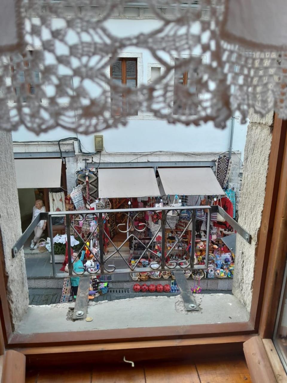 Santa Room-old Bazaar Center-gjirokaster Gasthof