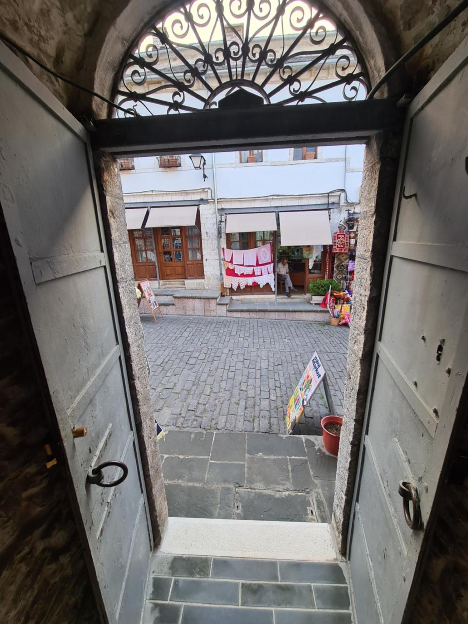 Gasthof Santa Room-old Bazaar Center-gjirokaster Gjirokastër